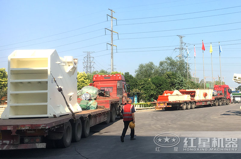 250*1200鄂式破碎机发往山东 250*1200鄂式破碎机发往山东