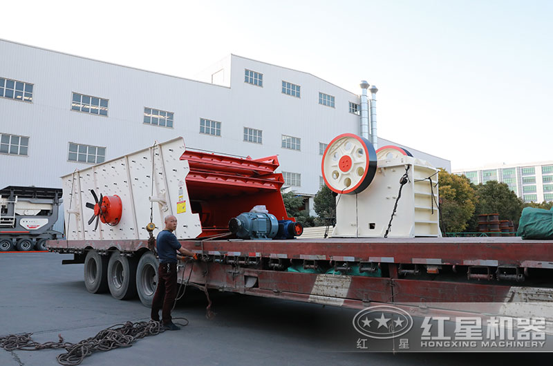 日产200吨小型碎石机设备发货 日产200吨小型碎石机设备发货