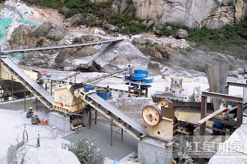 碎石加工现场 碎石加工现场