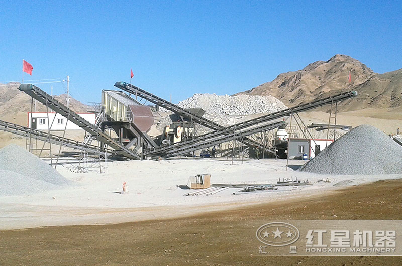 石料破碎机生产砂石现场 石料破碎机生产砂石现场