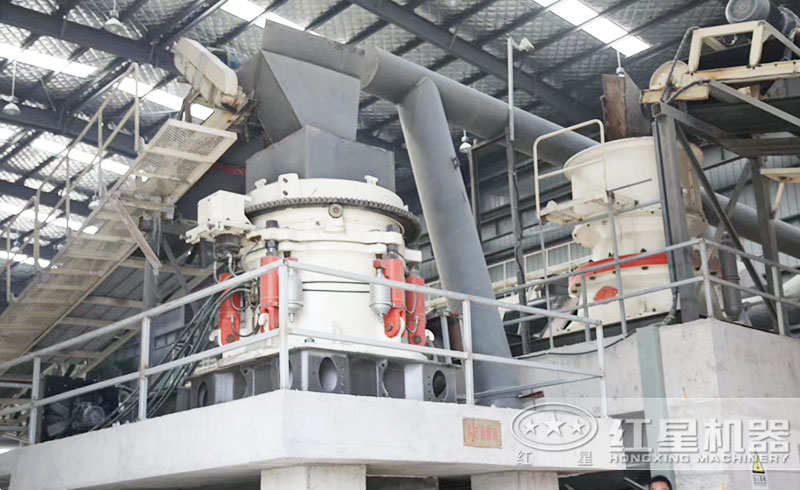 圆锥破工作现场 圆锥破工作现场