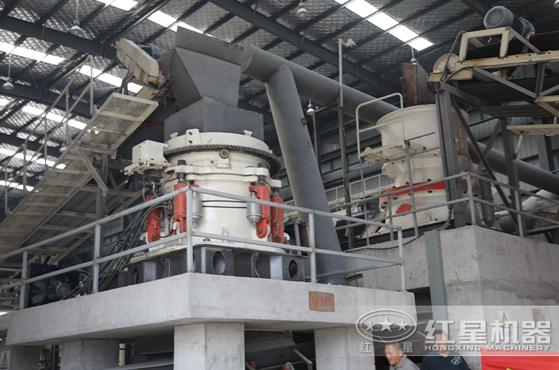 圆锥破作业现场 圆锥破作业现场